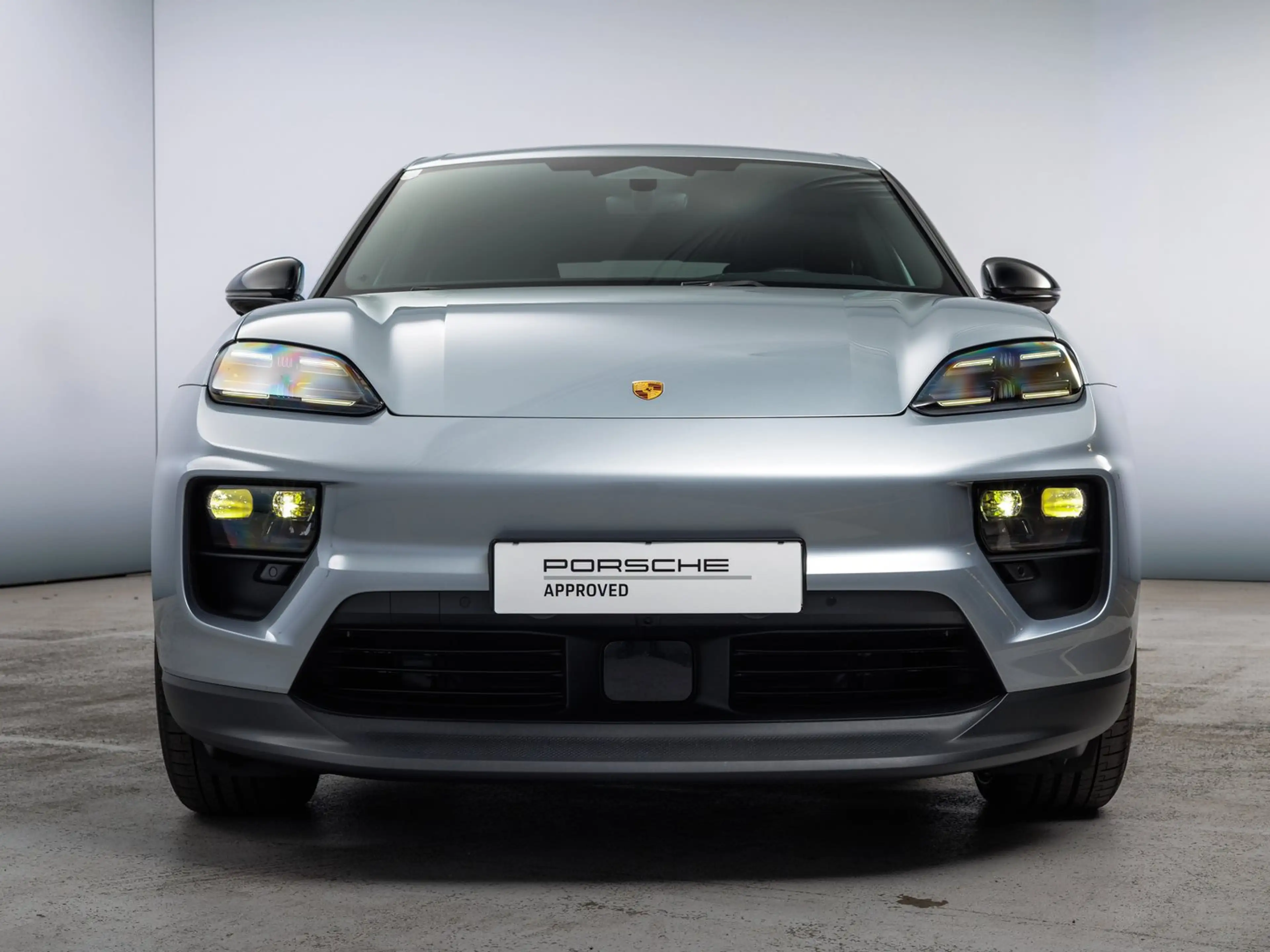 Porsche Macan 4S — photo 9