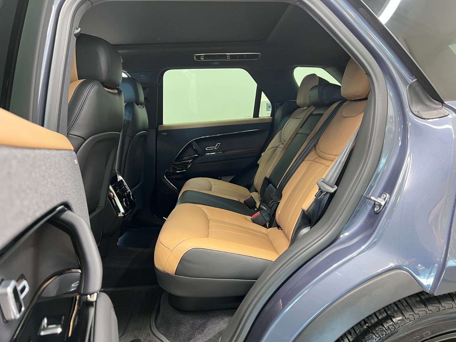 2026 Land Rover Range Rover Sport P400 DYNAMIC HSE thumb 23