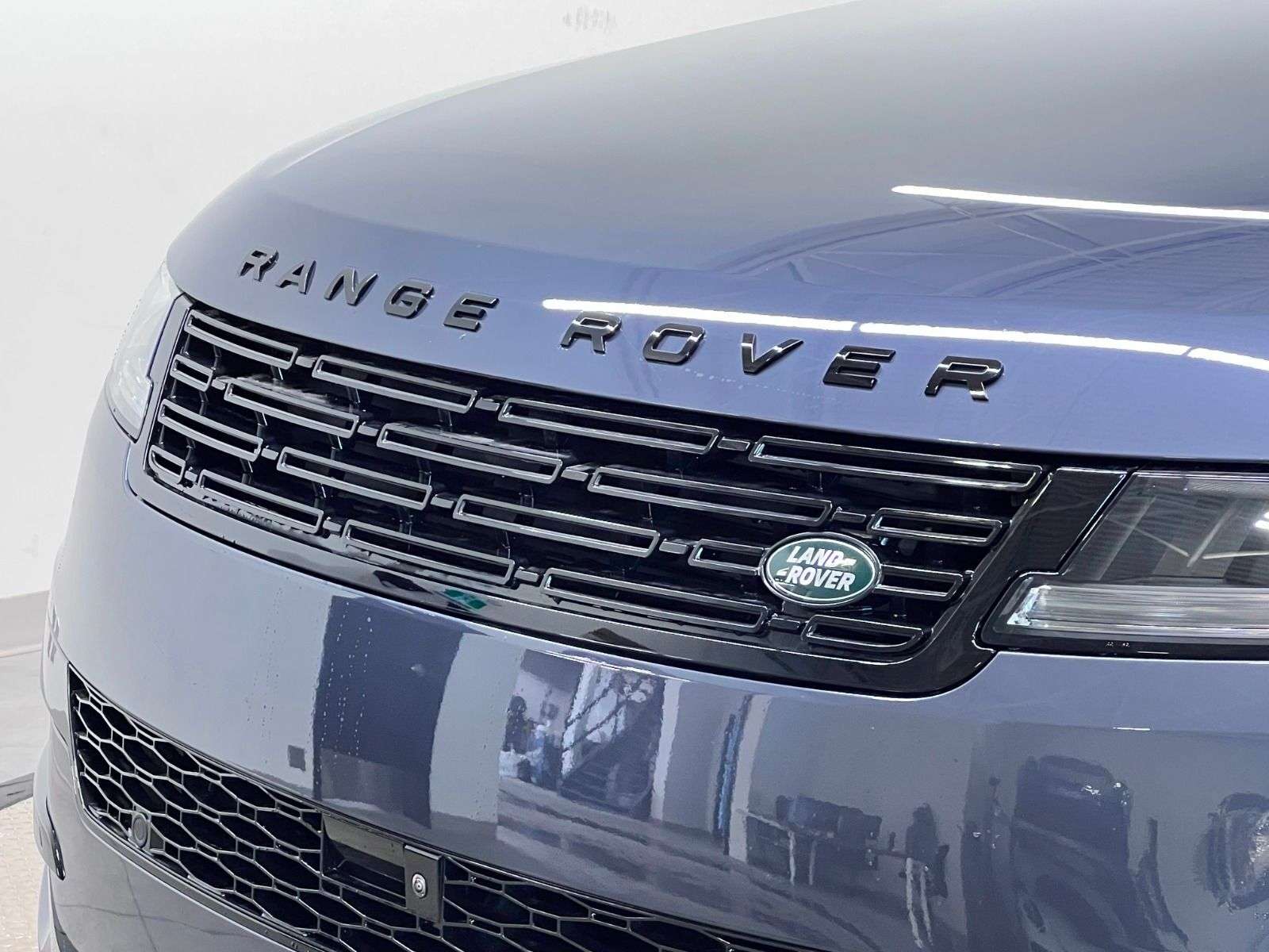 2026 Land Rover Range Rover Sport P400 DYNAMIC HSE thumb 9