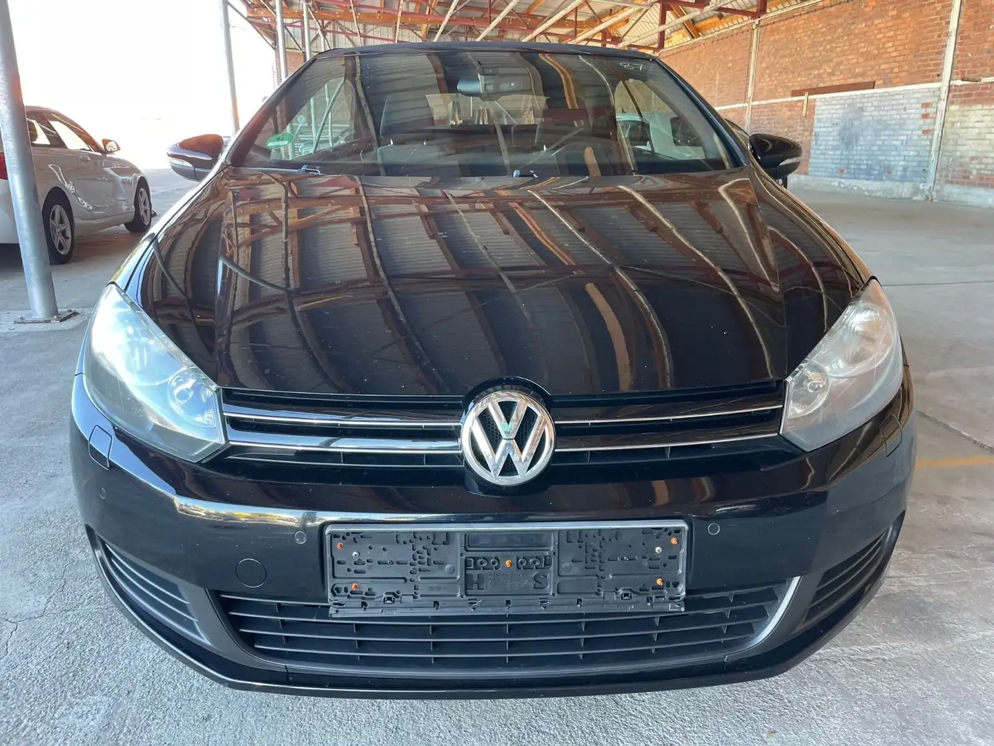 Volkswagen Golf VI Cabriolet/PDC/SHZ/S-HEFT/TEMPO/ALU Schwarz - 2