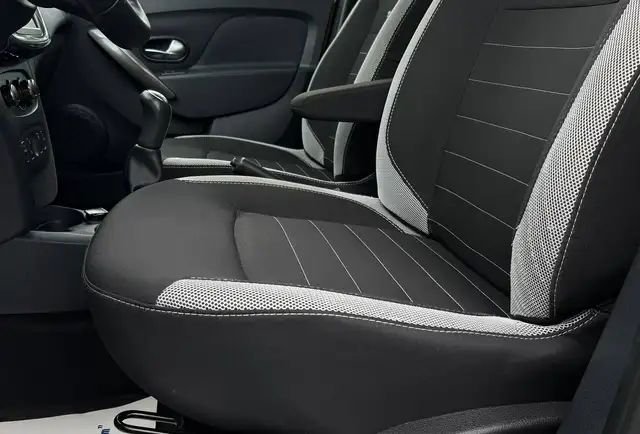 Dacia Sandero Stepway view 6