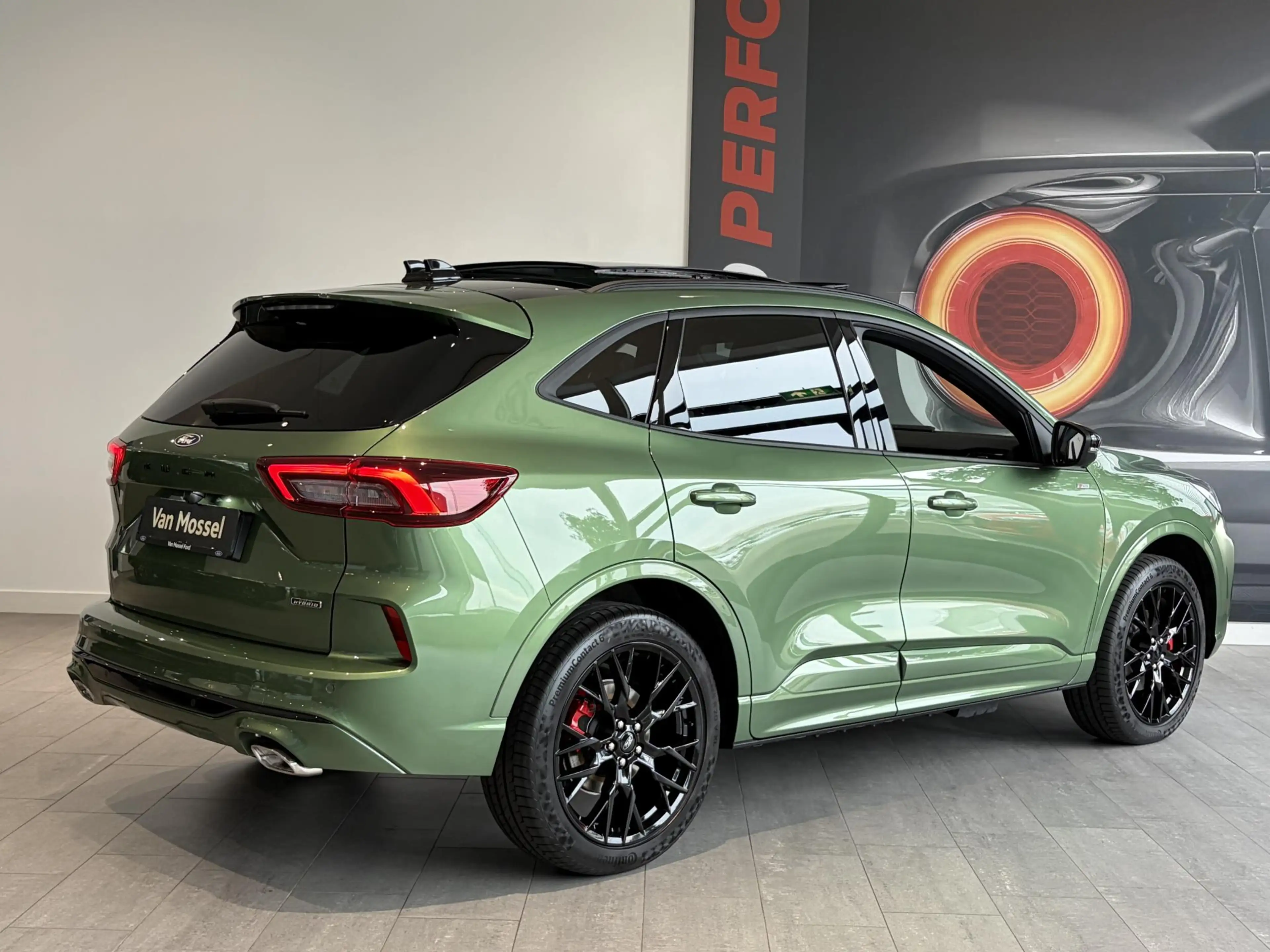 Ford Kuga 2.5 PHEV ST-LINE X 243 PK | BLACKPACK | ADAPTIVE C — photo 5