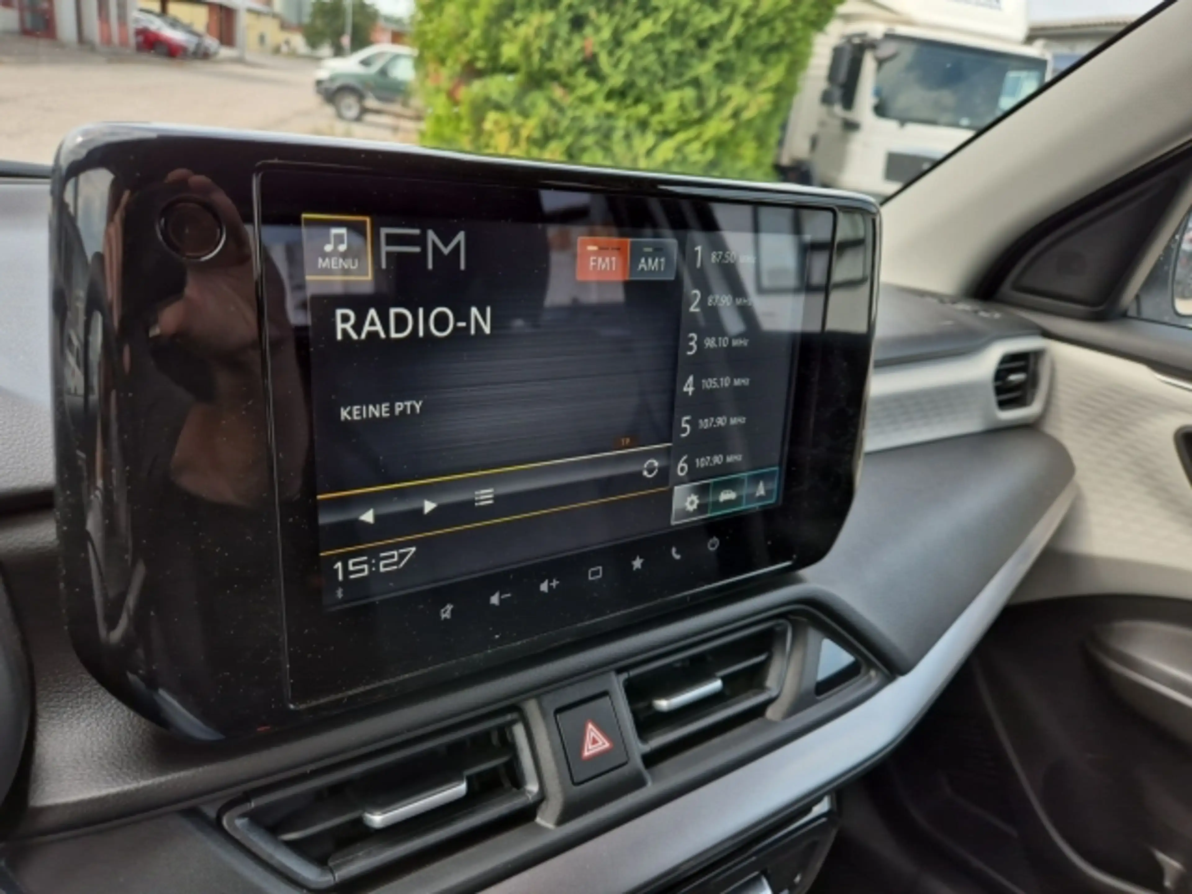 Suzuki Swift SWIFT 1.2 HYBRID flash — photo 13