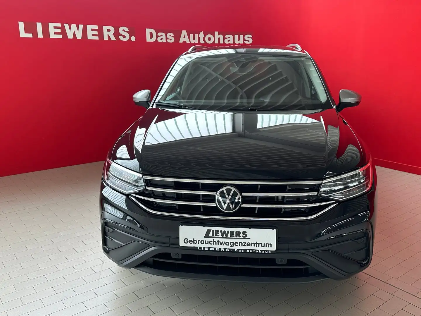 Volkswagen Tiguan VW Tiguan 1,5 TSI ACT Allspace DSG Life Schwarz - 2