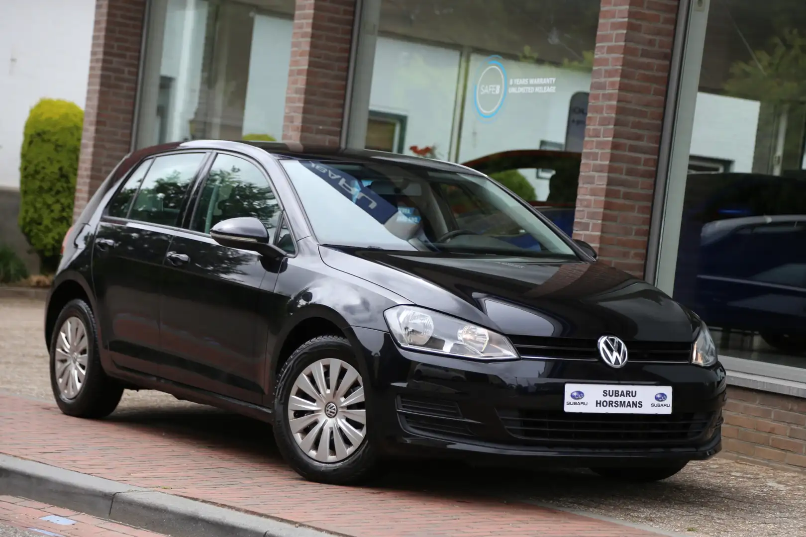 Volkswagen Golf 1.2 TSI Trend Edition Navi Noir - 1