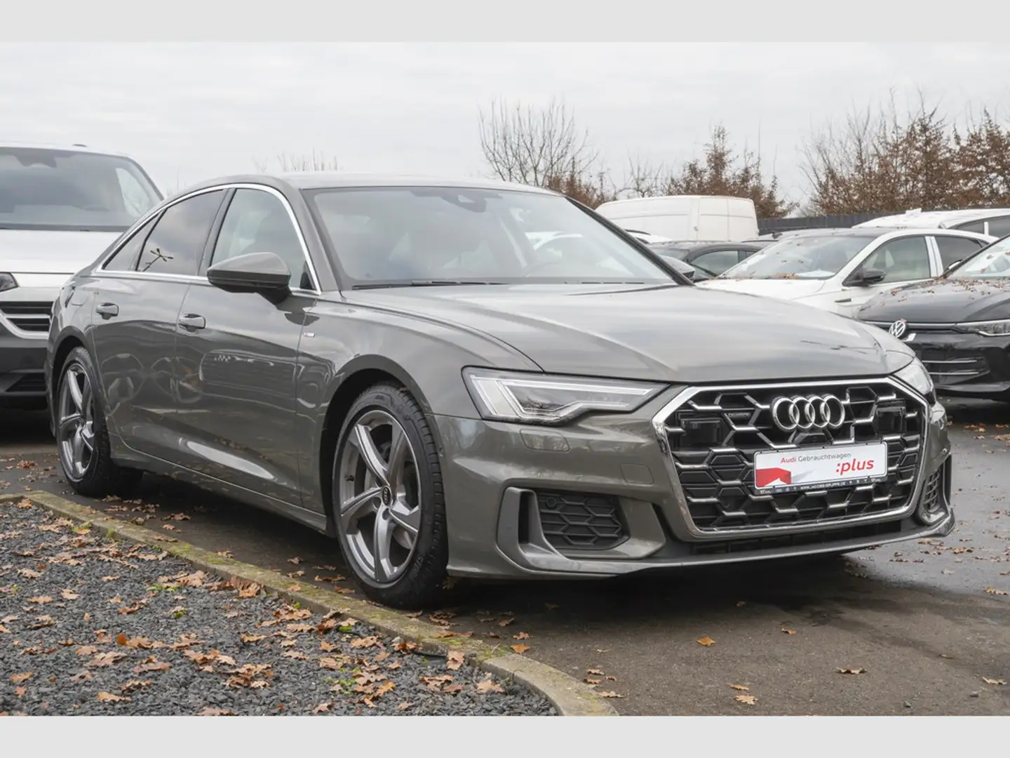 Audi A6 Limousine 45 TFSI quattro S line Matrix, A Grau - 2