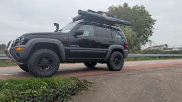 Cherokee 2.4i Sport Plus