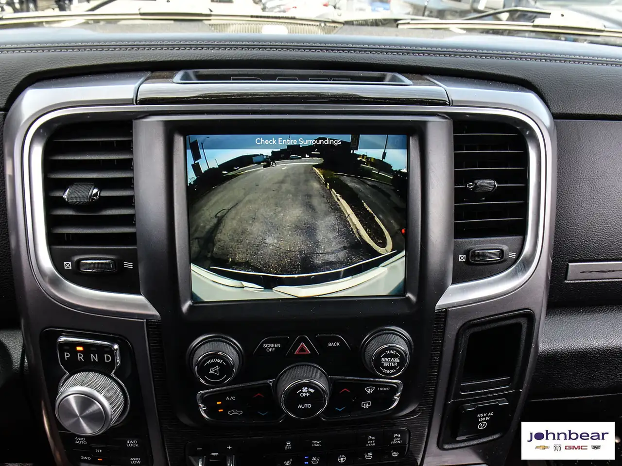 RAM 1500 снимка RAM 1500