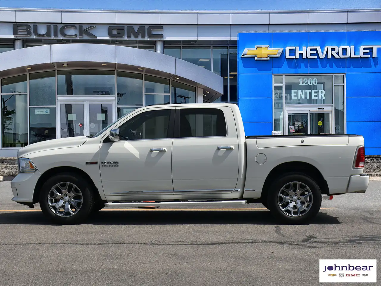 RAM 1500 снимка RAM 1500