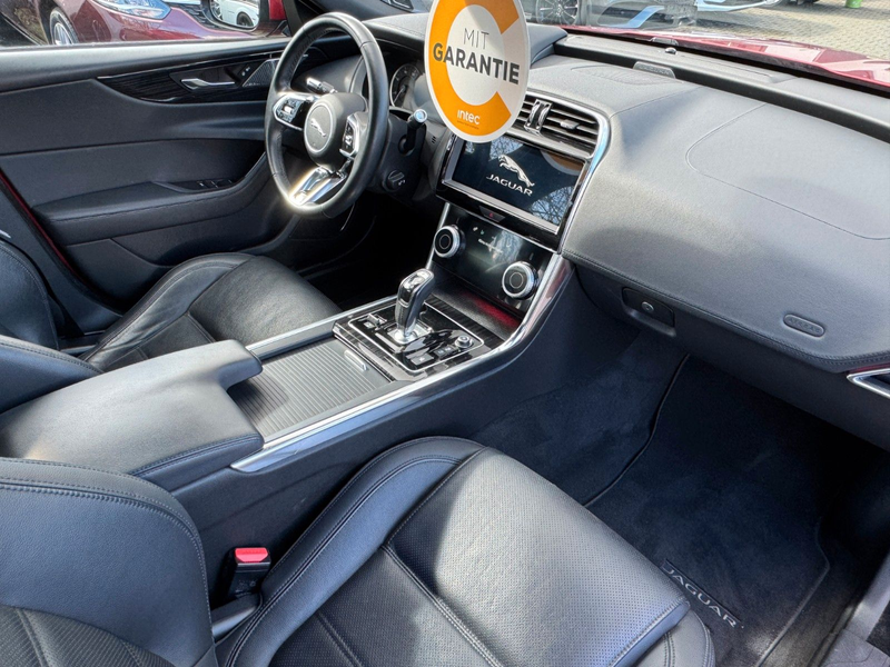 Jaguar XE S AWD Black Pack*MATRIX LED*KAMERA*SpurASSIST — photo 15