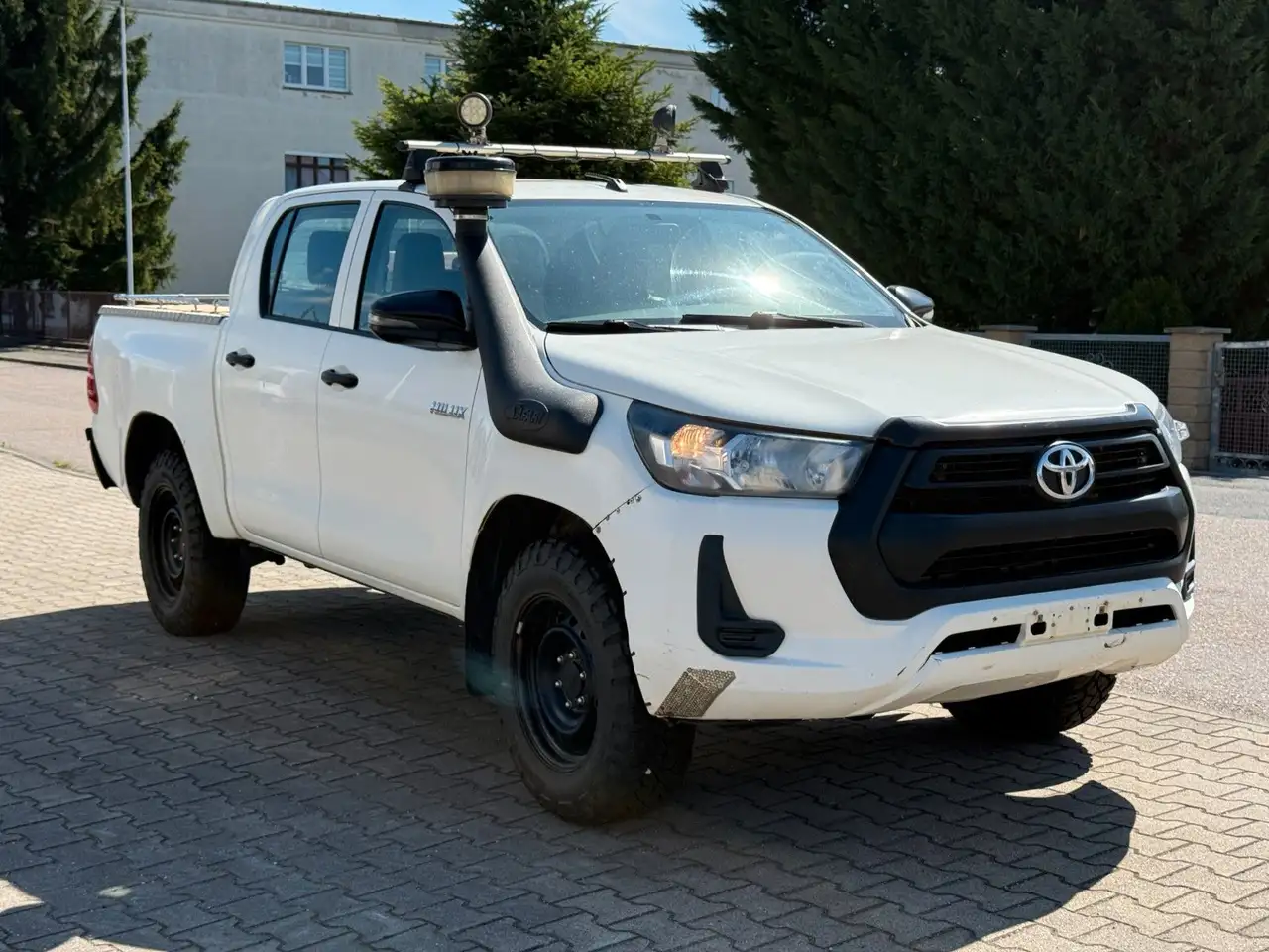 Toyota Hilux