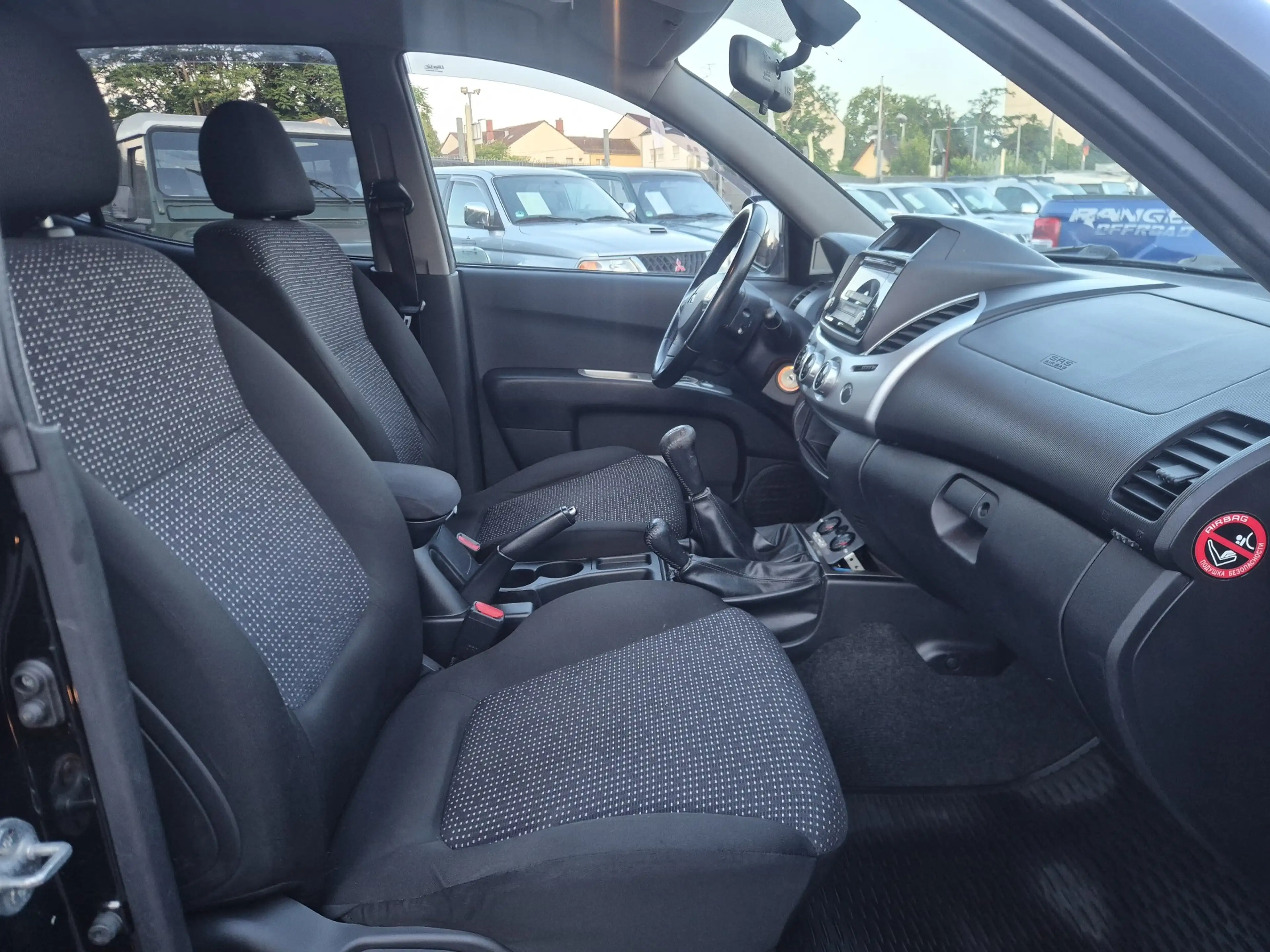 Mitsubishi L200 Intense Doppelkabine 4WD *LKW-Zl./Hard-Top* — photo 11