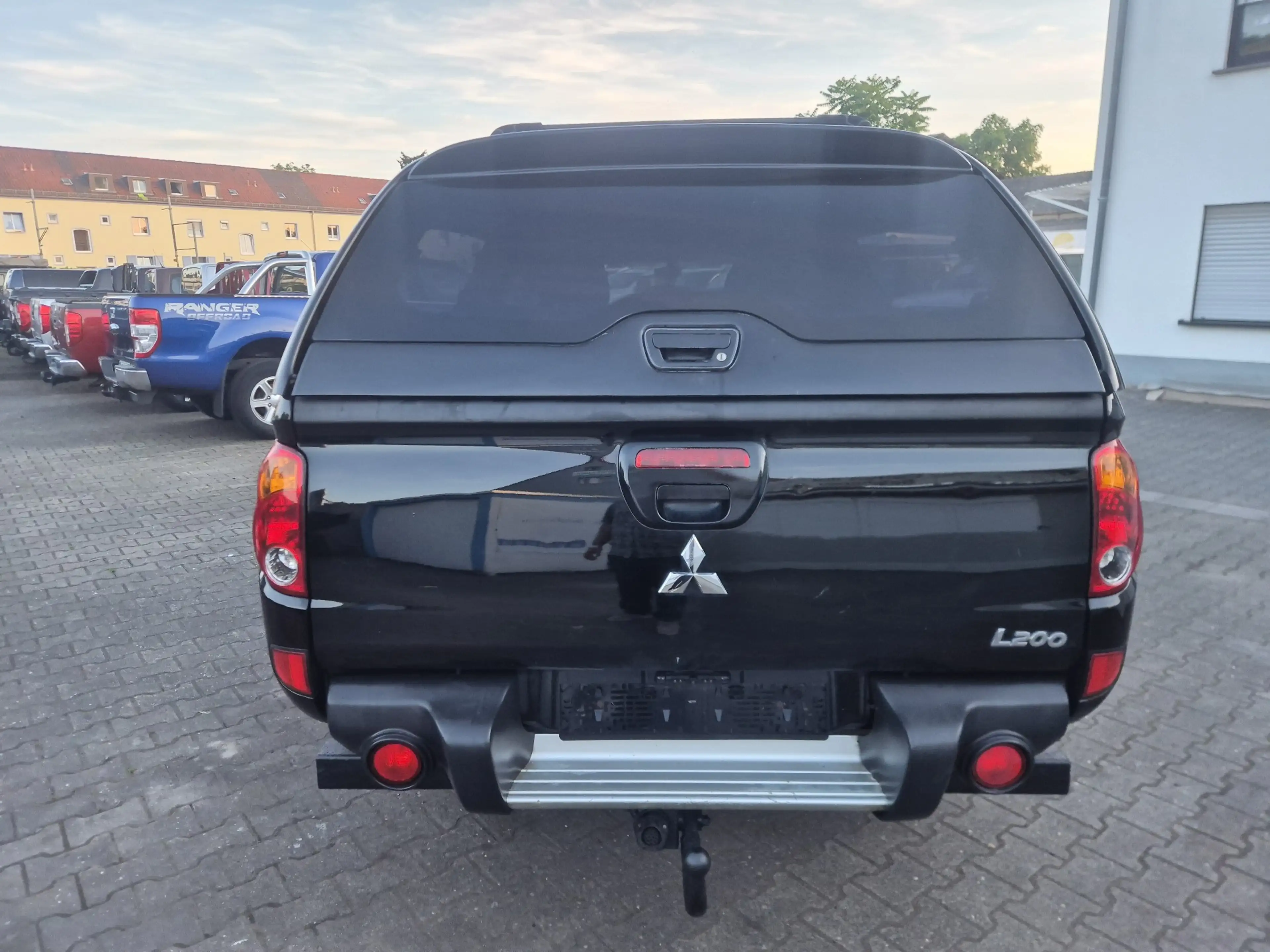 Mitsubishi L200 Intense Doppelkabine 4WD *LKW-Zl./Hard-Top* — photo 8