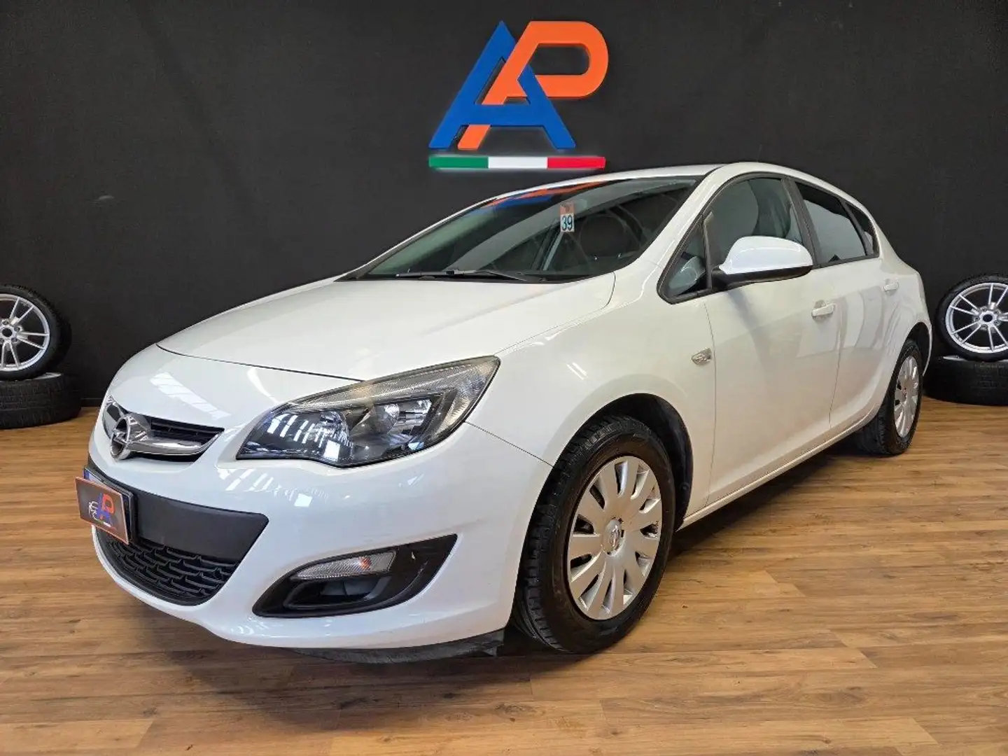Opel Astra 1.7 CDTI 110CV 4 porte Cosmo Bianco - 1