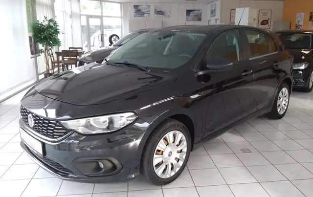 Fiat Tipo Hatchback 1.4 Pop Klima Parkpilot Tempomat