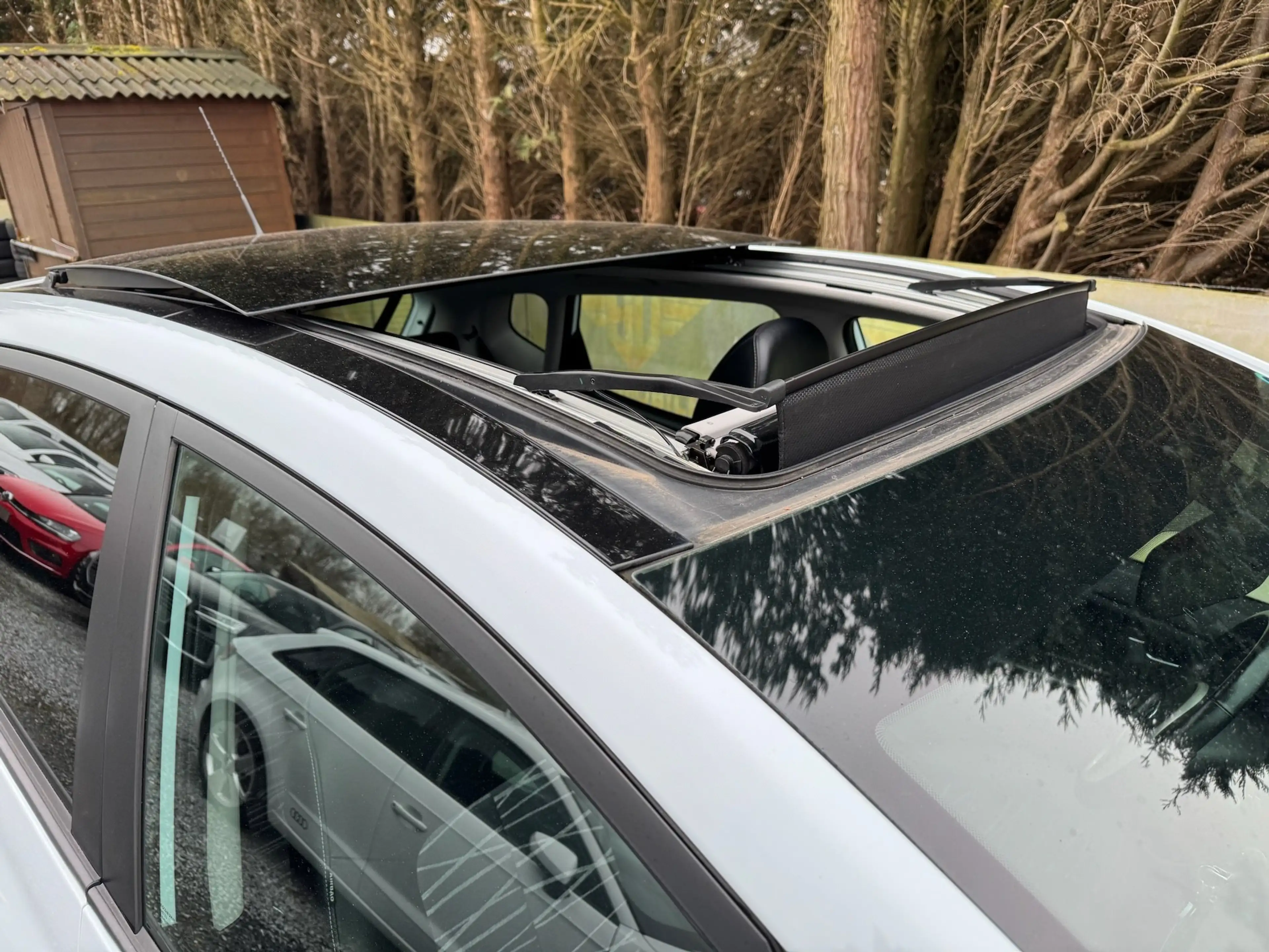 Kia Venga 1.6i World édition AUTO /PANO/ Navi/ CAM/GAR12m — photo 7