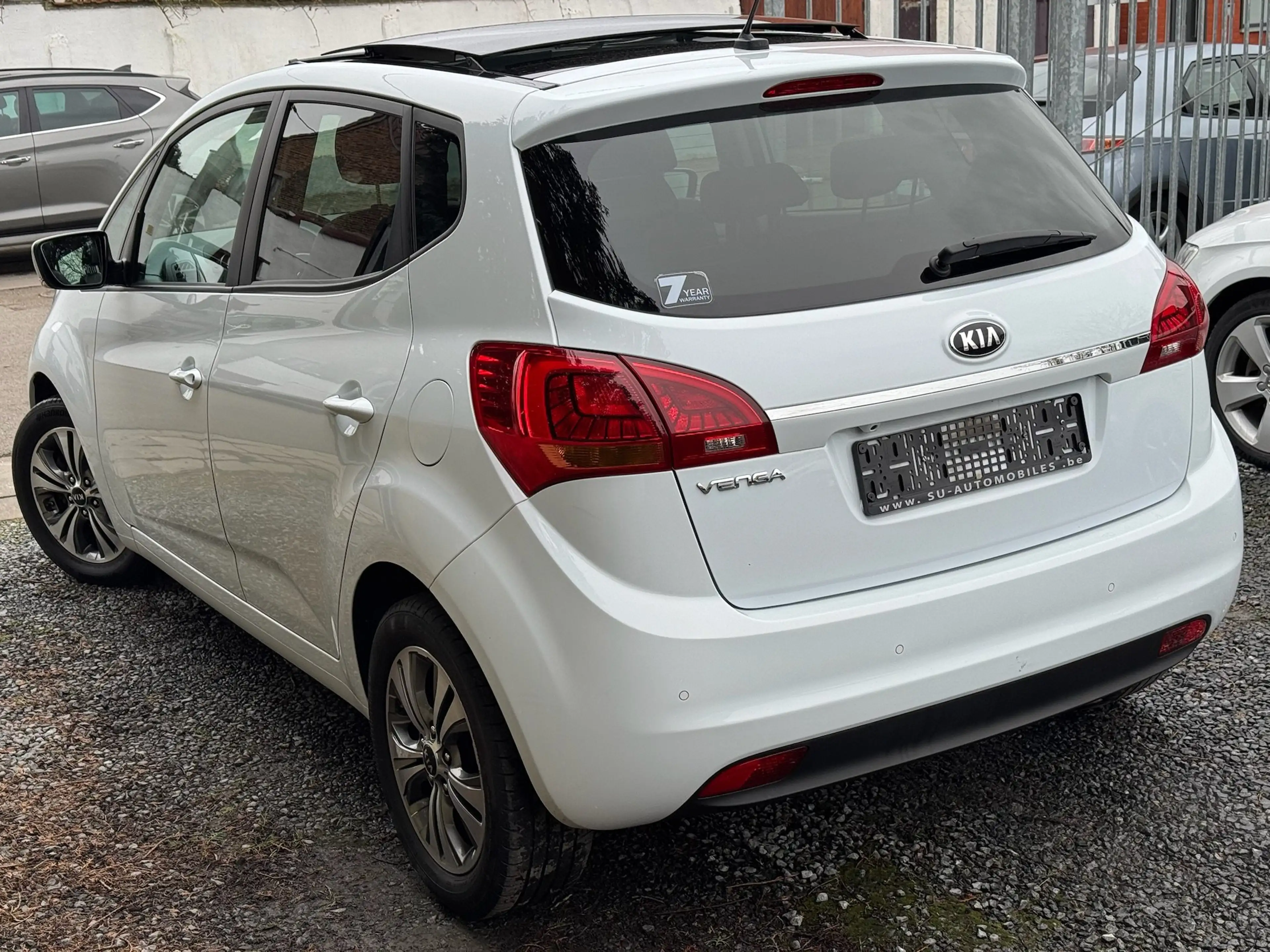 Kia Venga 1.6i World édition AUTO /PANO/ Navi/ CAM/GAR12m — photo 6