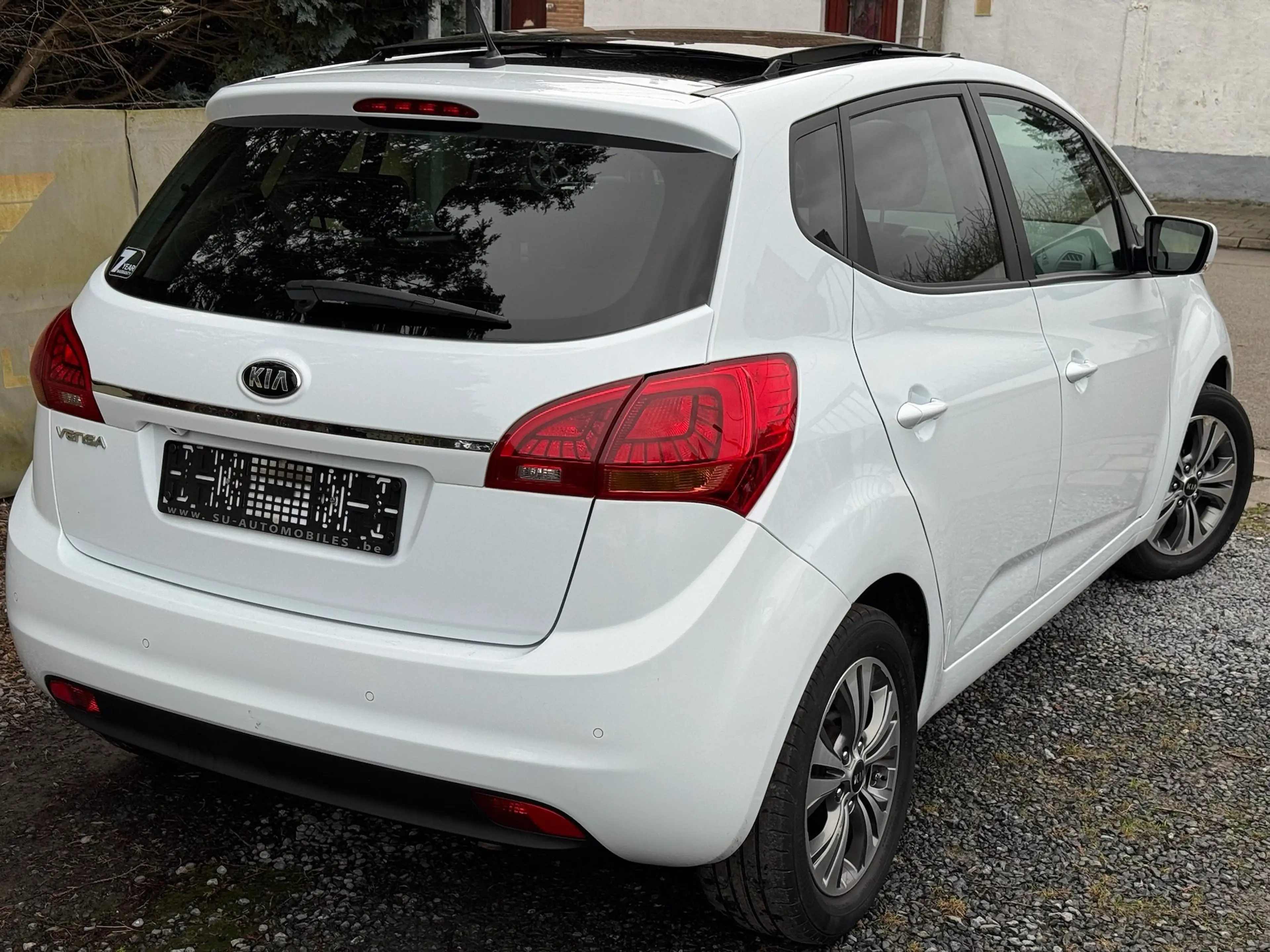 Kia Venga 1.6i World édition AUTO /PANO/ Navi/ CAM/GAR12m — photo 4