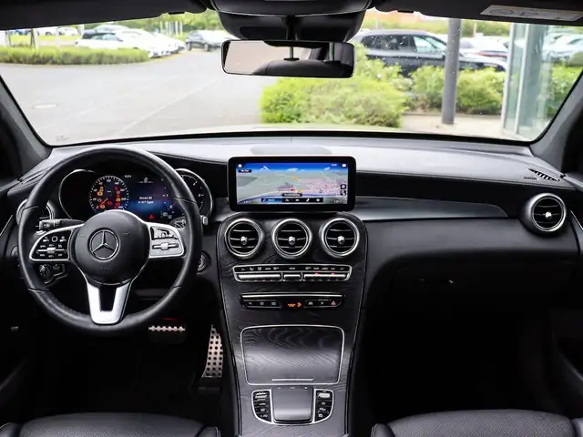 Mercedes-Benz 300 view 19