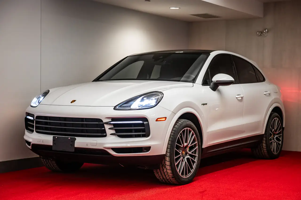2023 Porsche Cayenne
