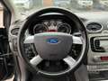 Ford Focus Wagon 1.6 Comfort | PDC + Cruise + Clima nu € 3.97 Schwarz - thumbnail 14