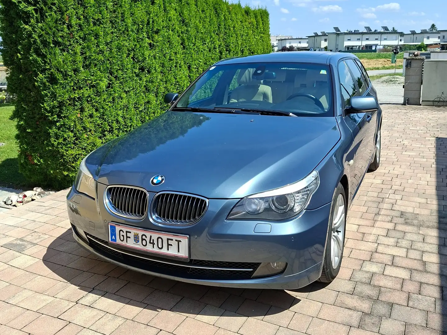 BMW 525 525d Touring Ö-Paket  Luxury-Line Blau - 1