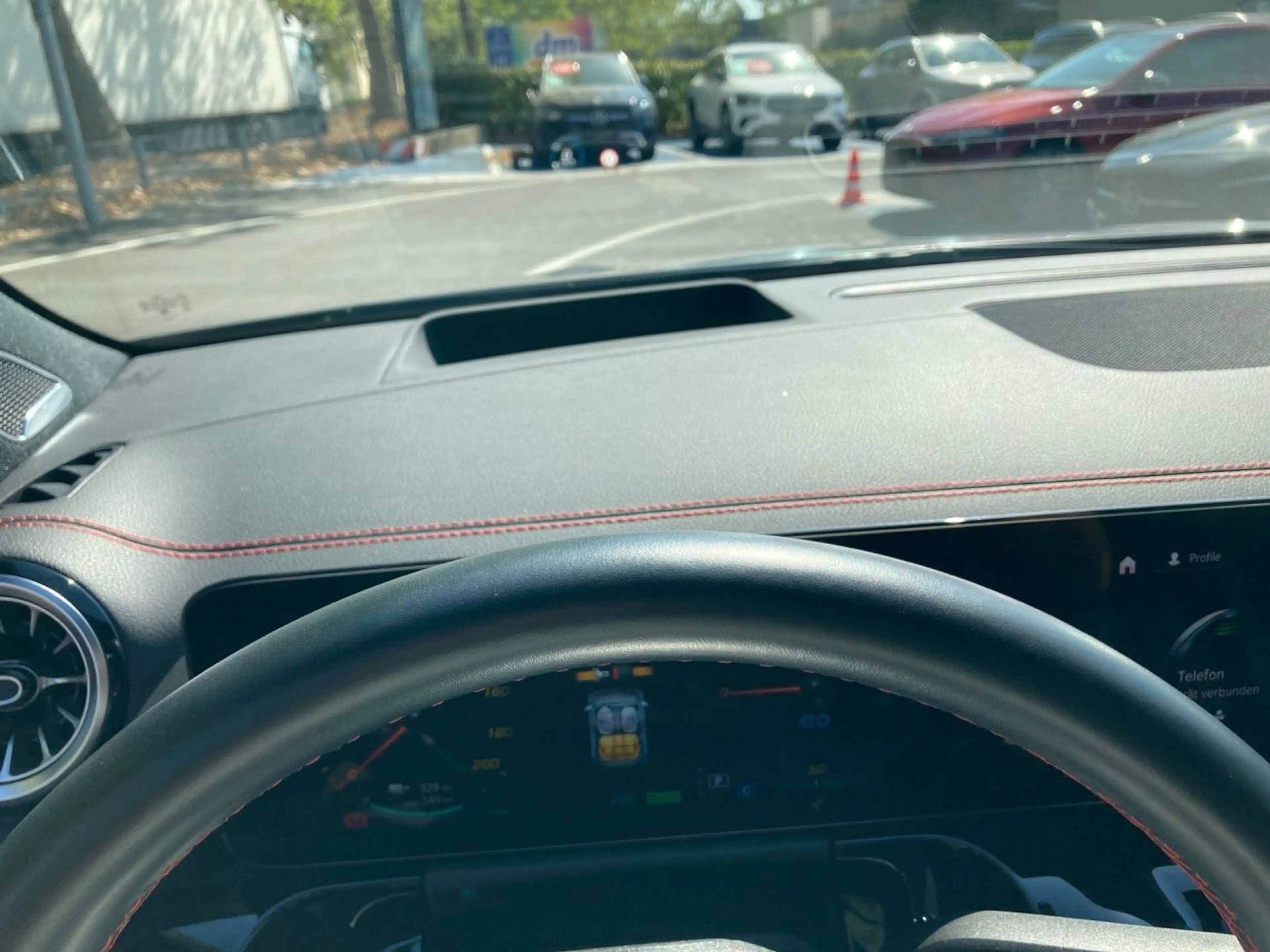Mercedes-Benz EQA 350 4Matic Sportpaket Bluetooth Navi LED Klima — photo 14