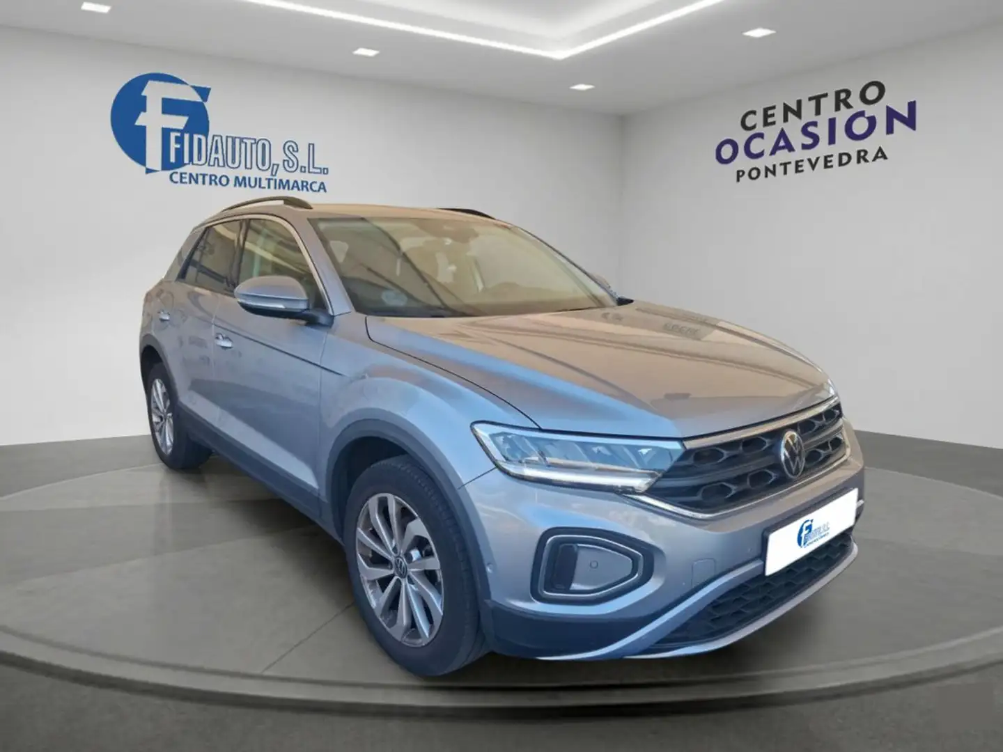 Volkswagen T-Roc Life 1.5 TSI 110kW (150CV) DSG Gris - 1