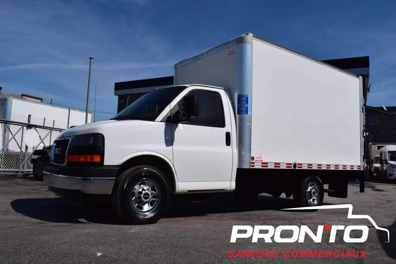 2017 GMC Savana