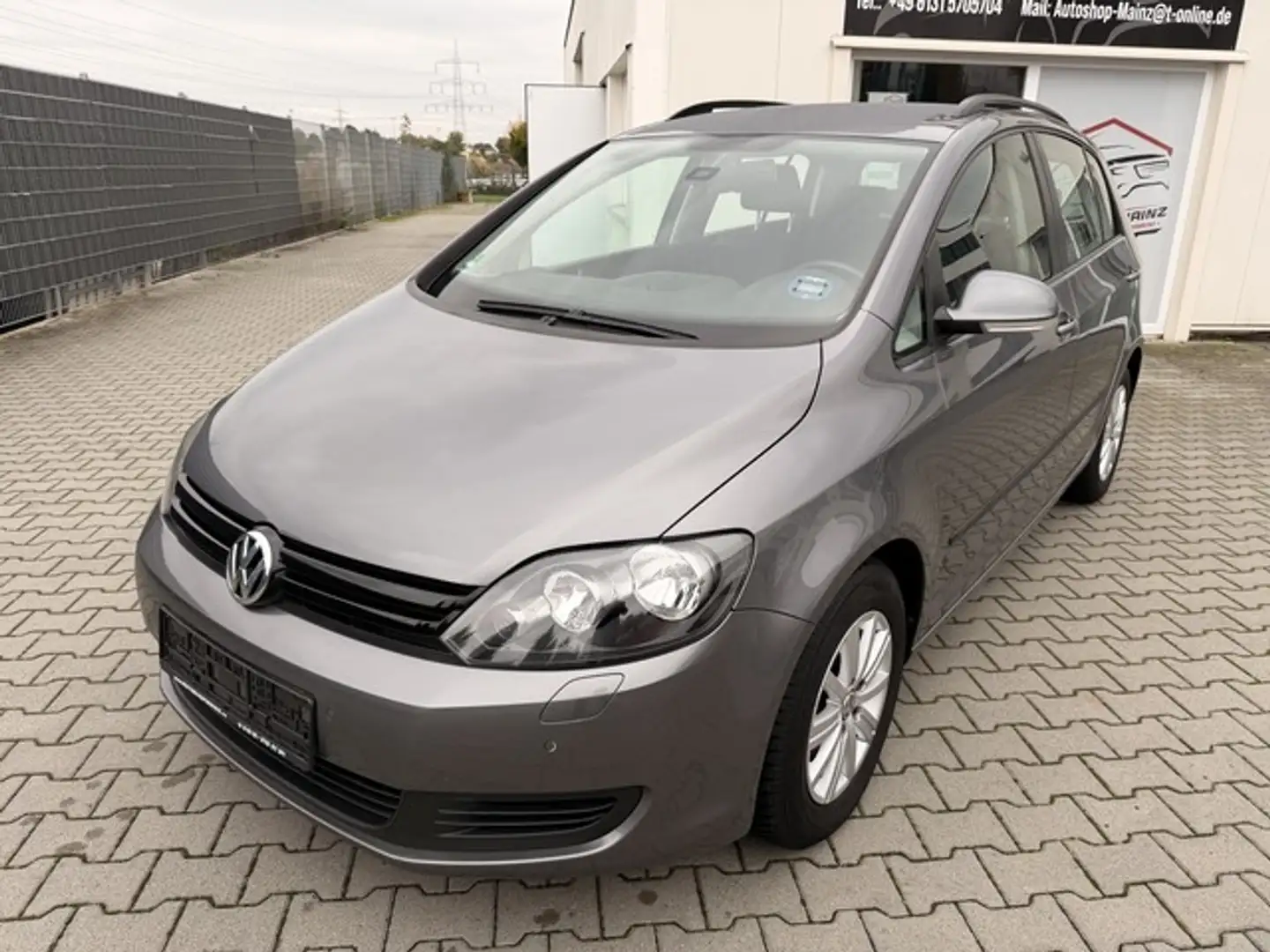 Volkswagen Golf Plus VI Trendline **Nur75tkm** Gris - 2