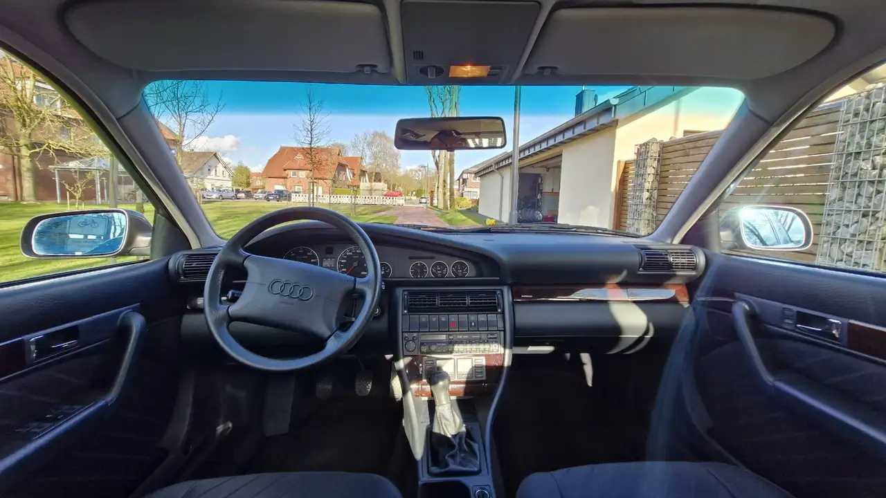 Audi A6 2.6L Original Zustand Kashmir Grau, foto 10