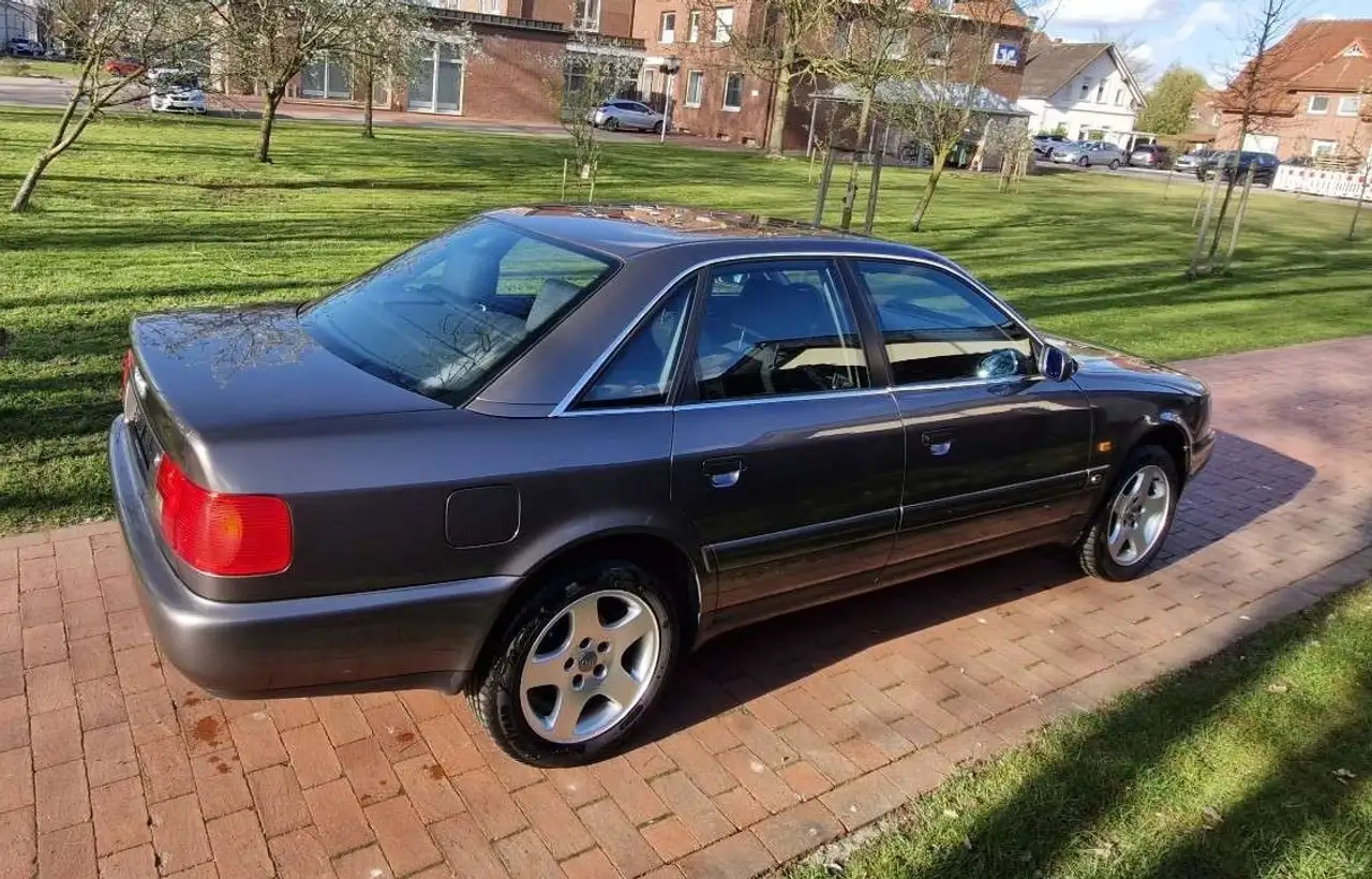 Audi A6 2.6L Original Zustand Kashmir Grau, foto 6