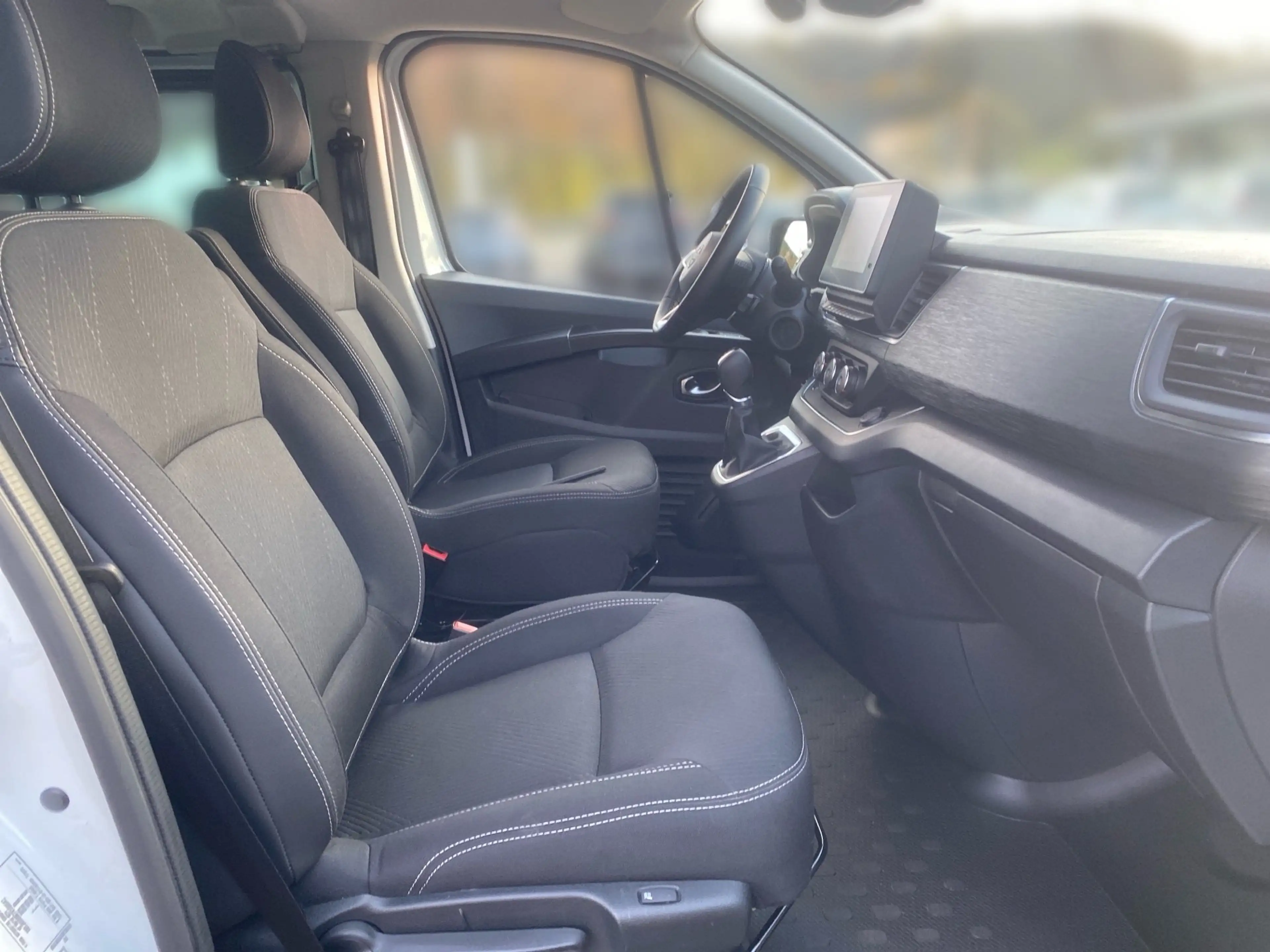 Nissan Primastar dCI 170 DCTTekna 9-Sitz 2ST HK BES+S L1H1 2.8t D — photo 9