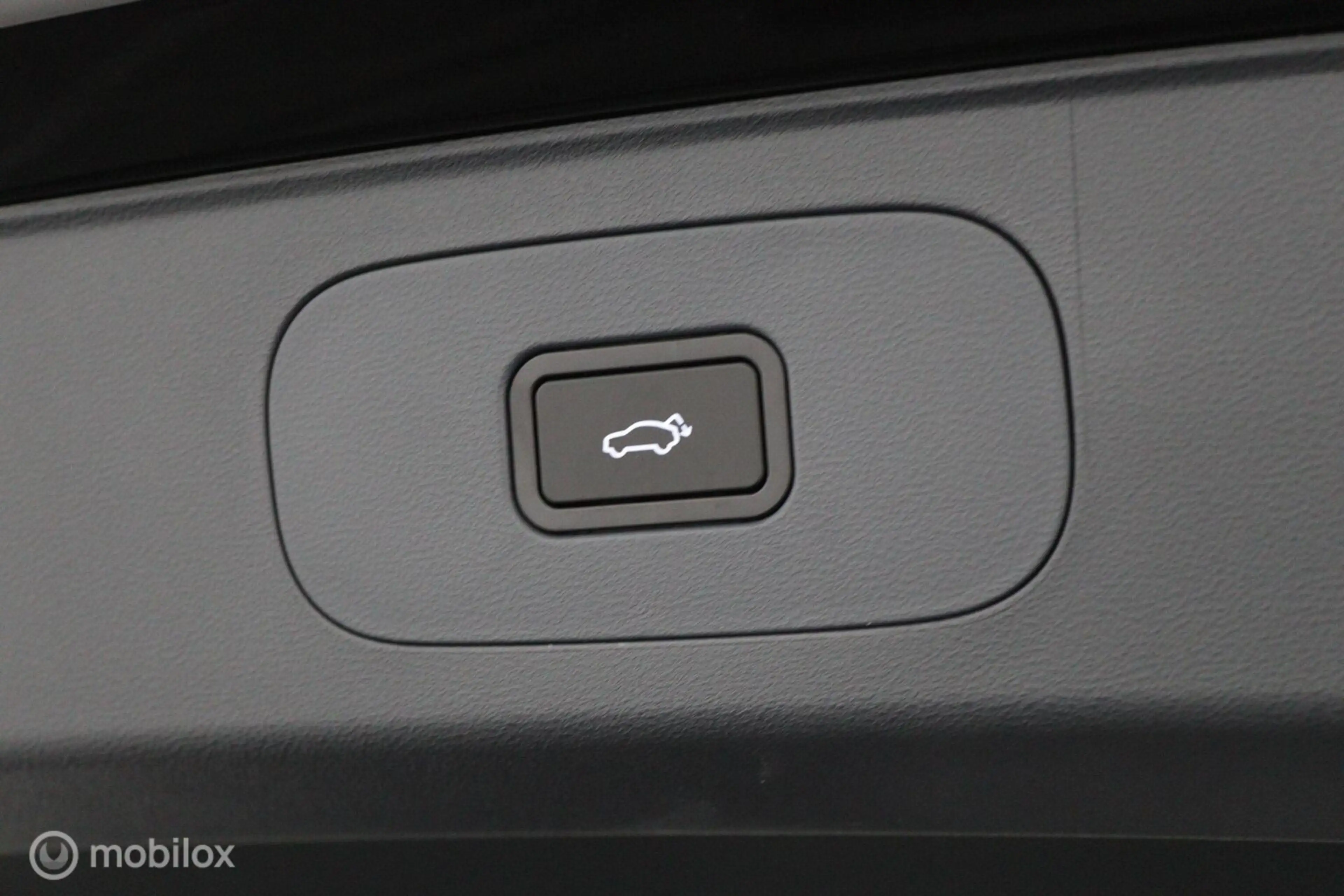 Geely Starray EM-i 1.5 Max+ | 136 KM WLTP | Pano | Hud | 360° | Massa — photo 14