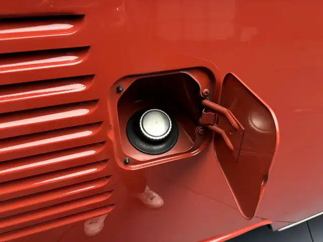 Volkswagen T1 view 11