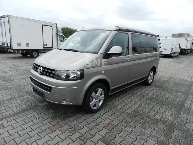 Volkswagen T5 California California Beach, Multivan, Neue Motor, 4x4