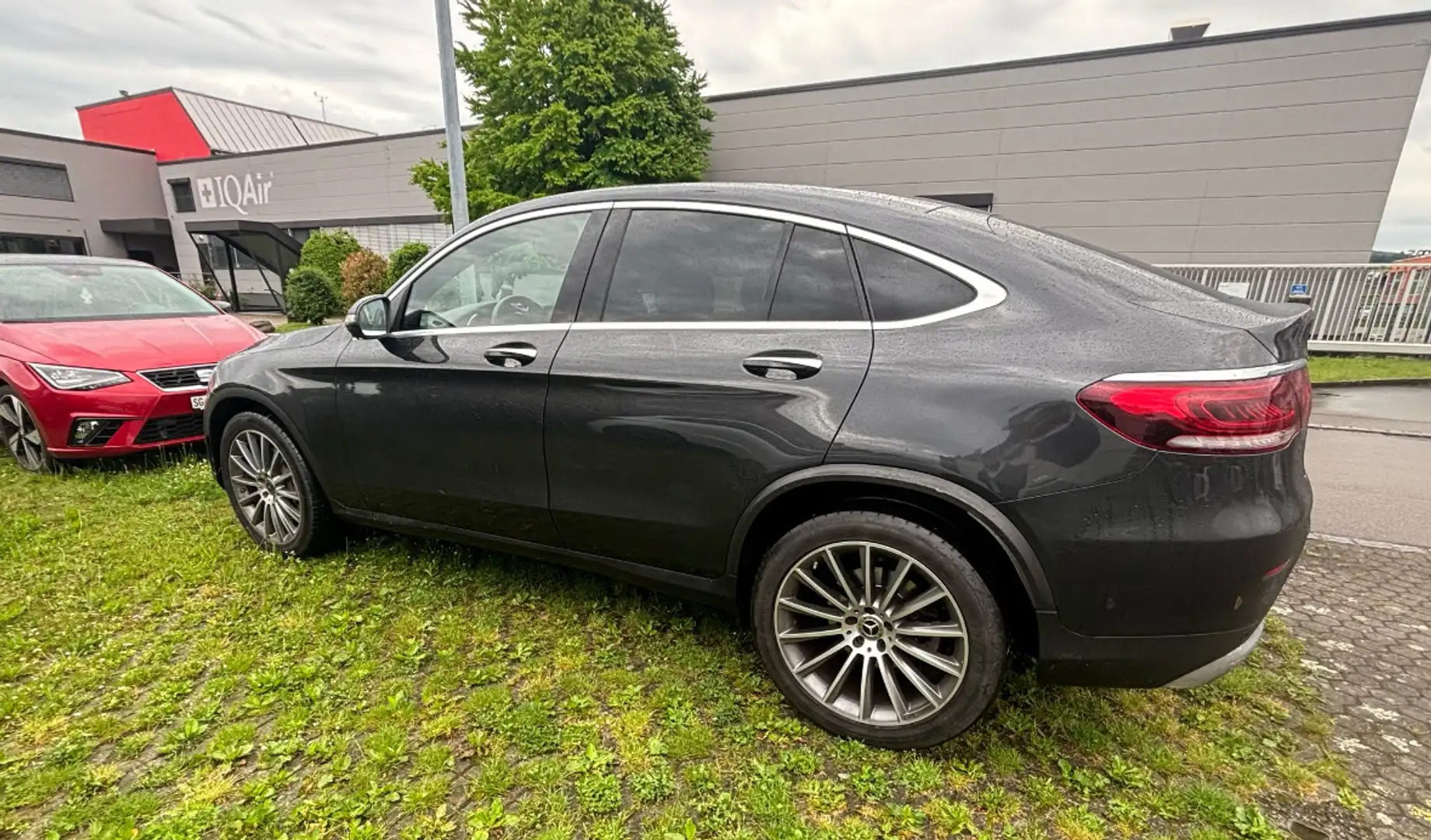 Mercedes-Benz GLC 220 d Coupé 4MATIC Aut. AMG Line Grau - 1