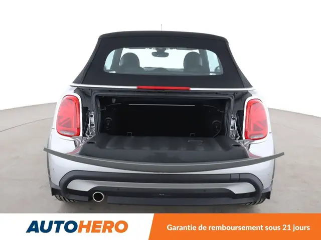 Mini Convertible view 16