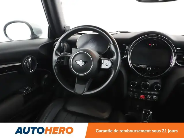 Mini Convertible view 13