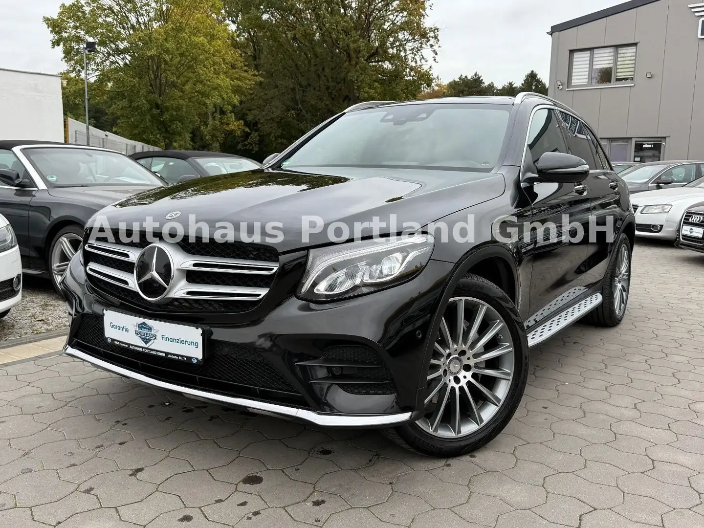 Mercedes-Benz GLC 250 d 4Matic/AMG/DISTRONIC/Burmester/Pano Schwarz - 2