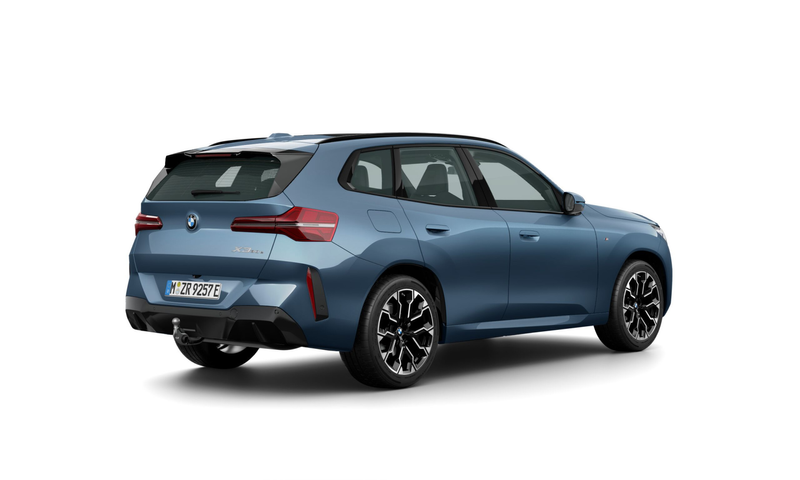 BMW X3 30e xDrive M-Sport | Panorama | Trekhaak | Driving — photo 6