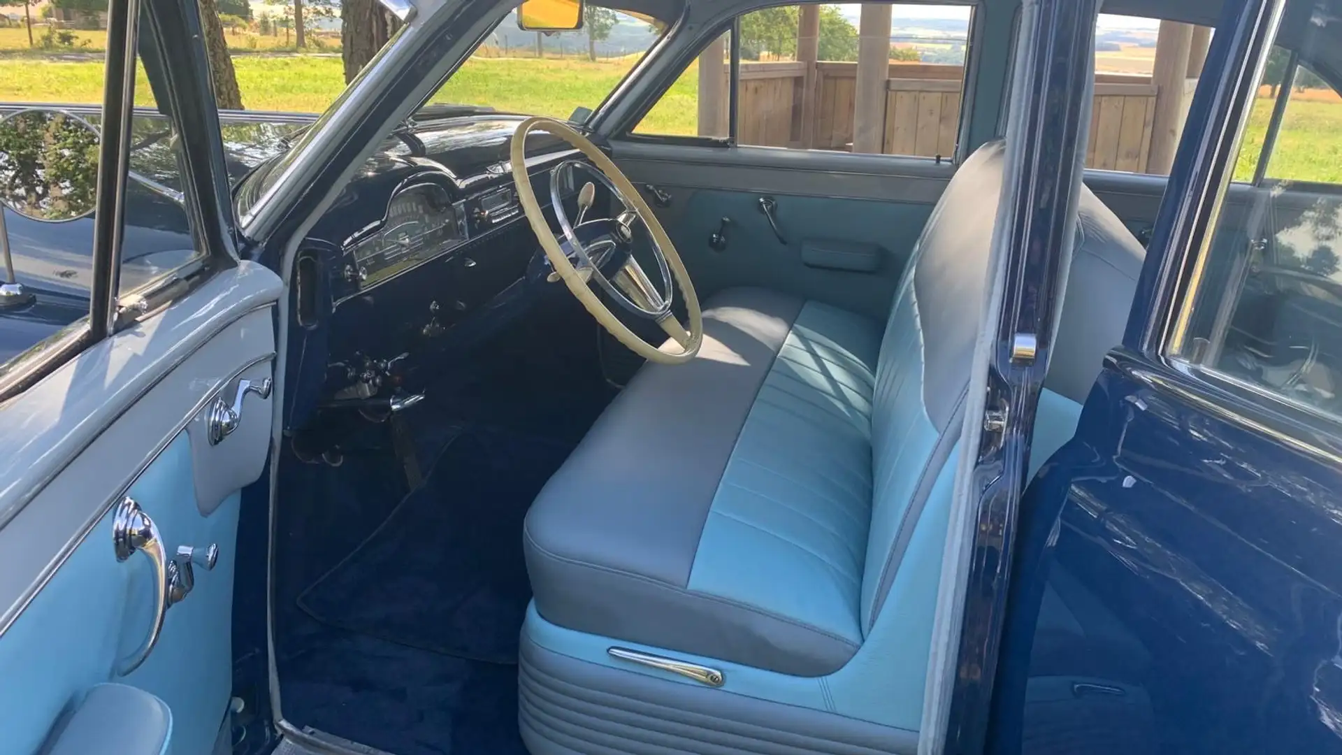 Cadillac Series 62 Blau - 2