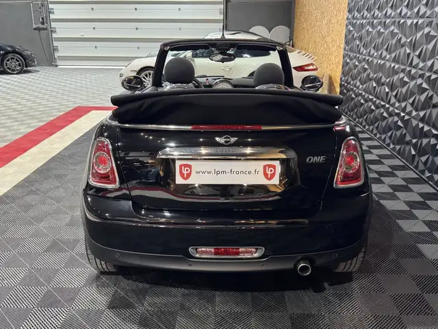 Mini Cooper Cooper view 6