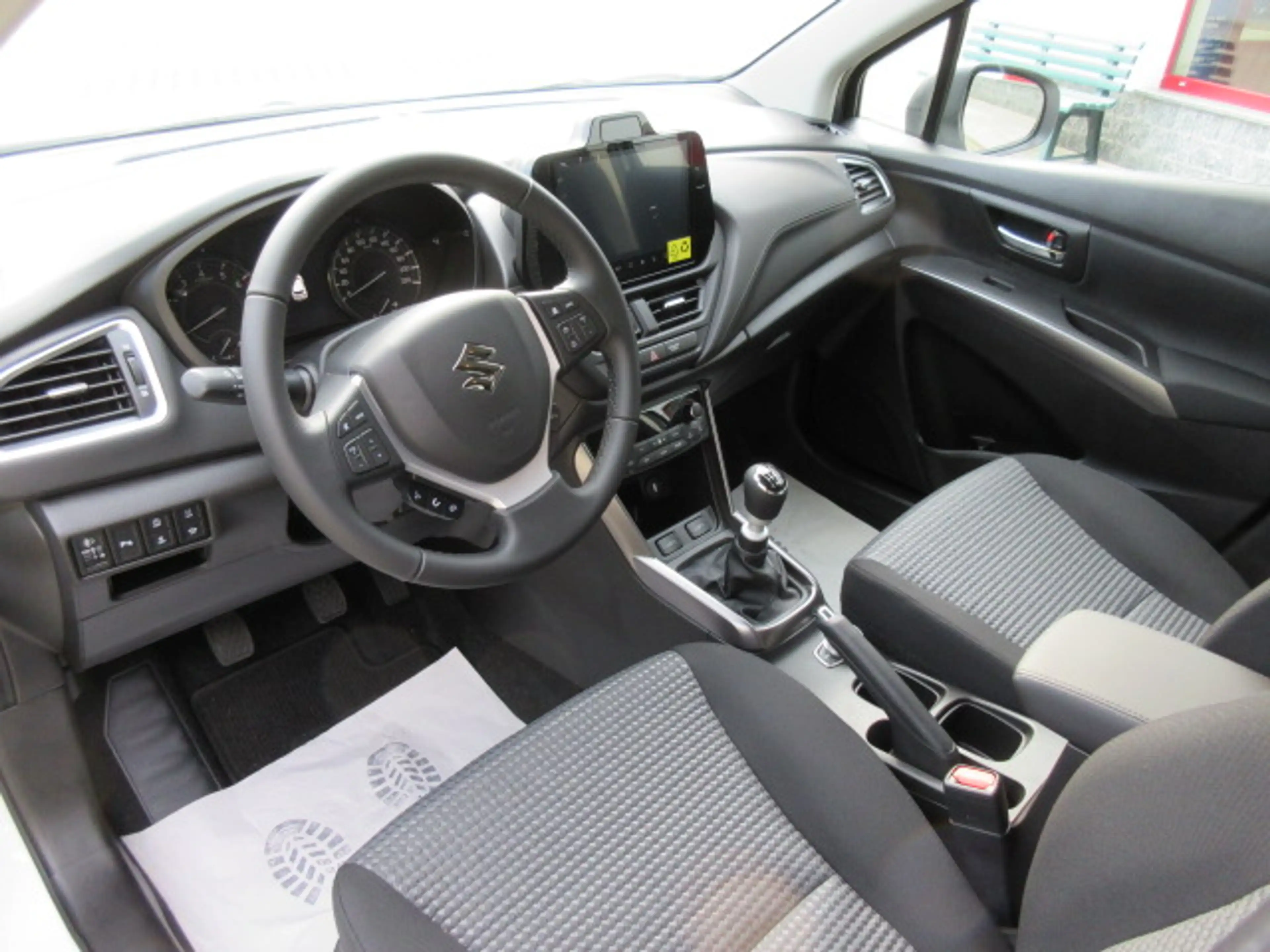 Suzuki S-Cross S-Cross 1.4 BOOSTERJET Hybrid Comfort Allgrip — photo 11