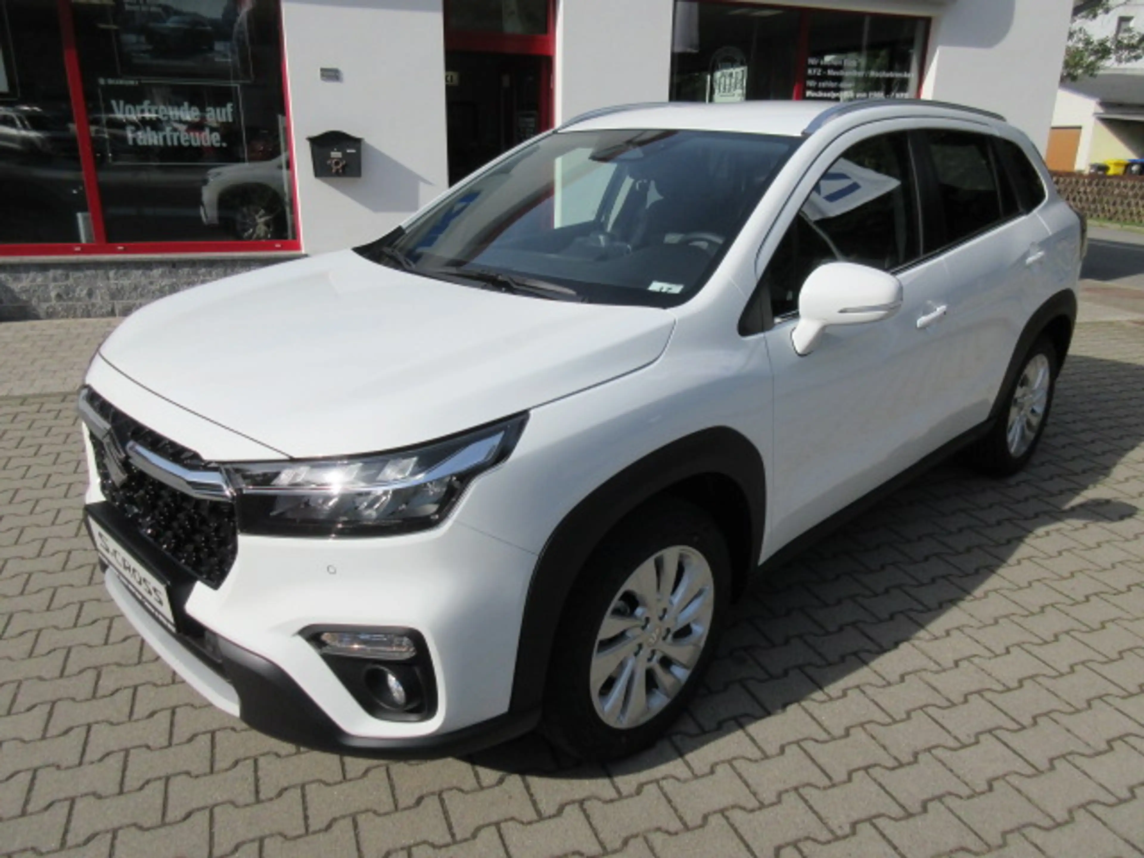 Suzuki S-Cross S-Cross 1.4 BOOSTERJET Hybrid Comfort Allgrip — photo 2