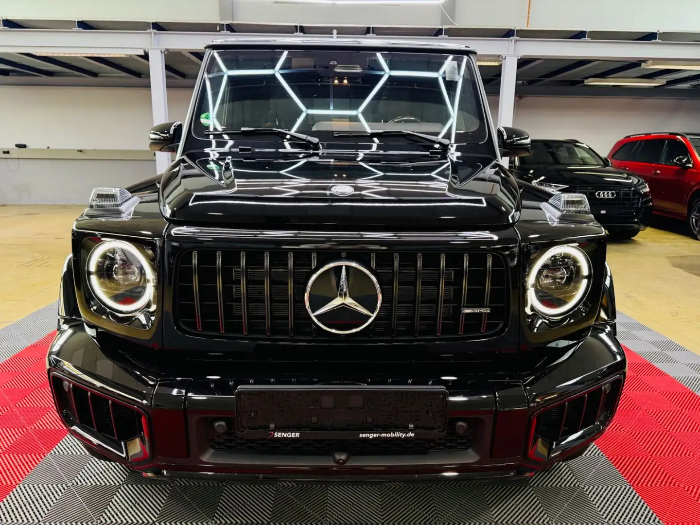 Mercedes-Benz G 63 AMG Superior TV Night Carbon Performance 22 Schwarz - 2