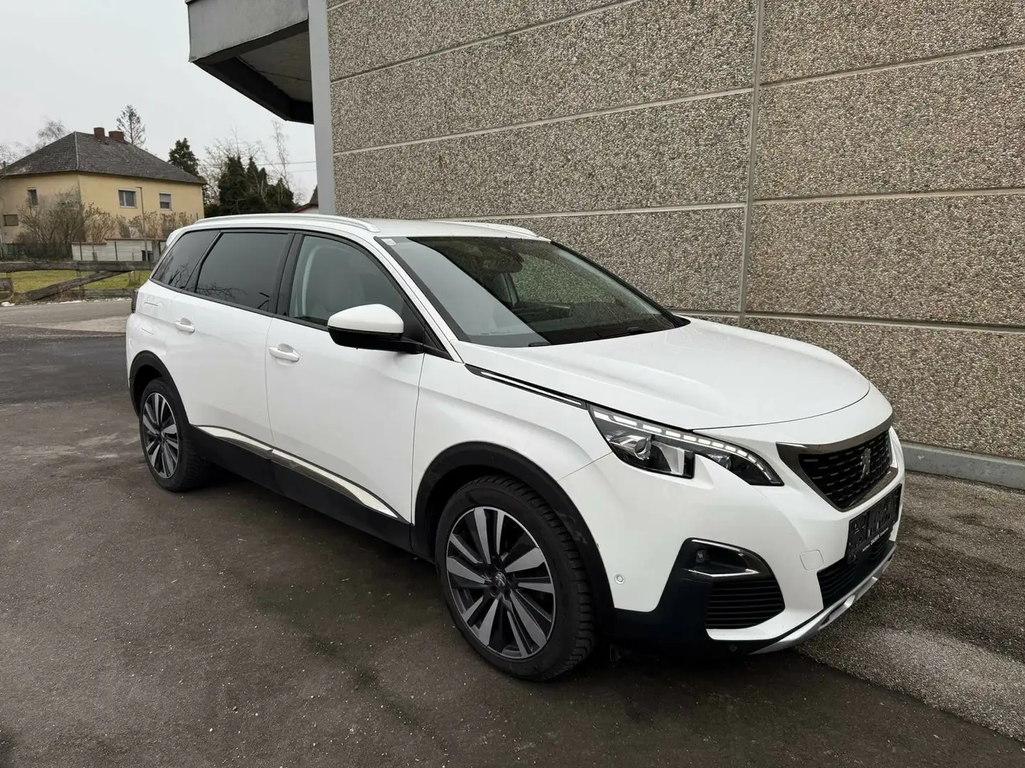 Peugeot 5008 1,6 BlueHDI 120 S&S 6-Gang Allure Wit - 2
