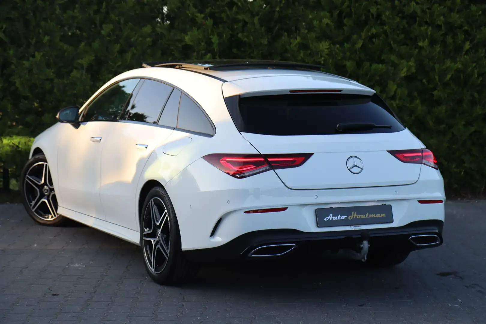 Mercedes-Benz CLA 200 Shooting Brake 163pk AMG Style Panodak|Camera|Lede Bianco - 2