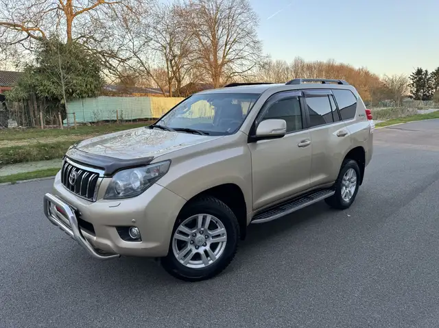 Toyota Land Cruiser TXL 3.0D-4D Automatic 5Place + Frigo /Export Afrik