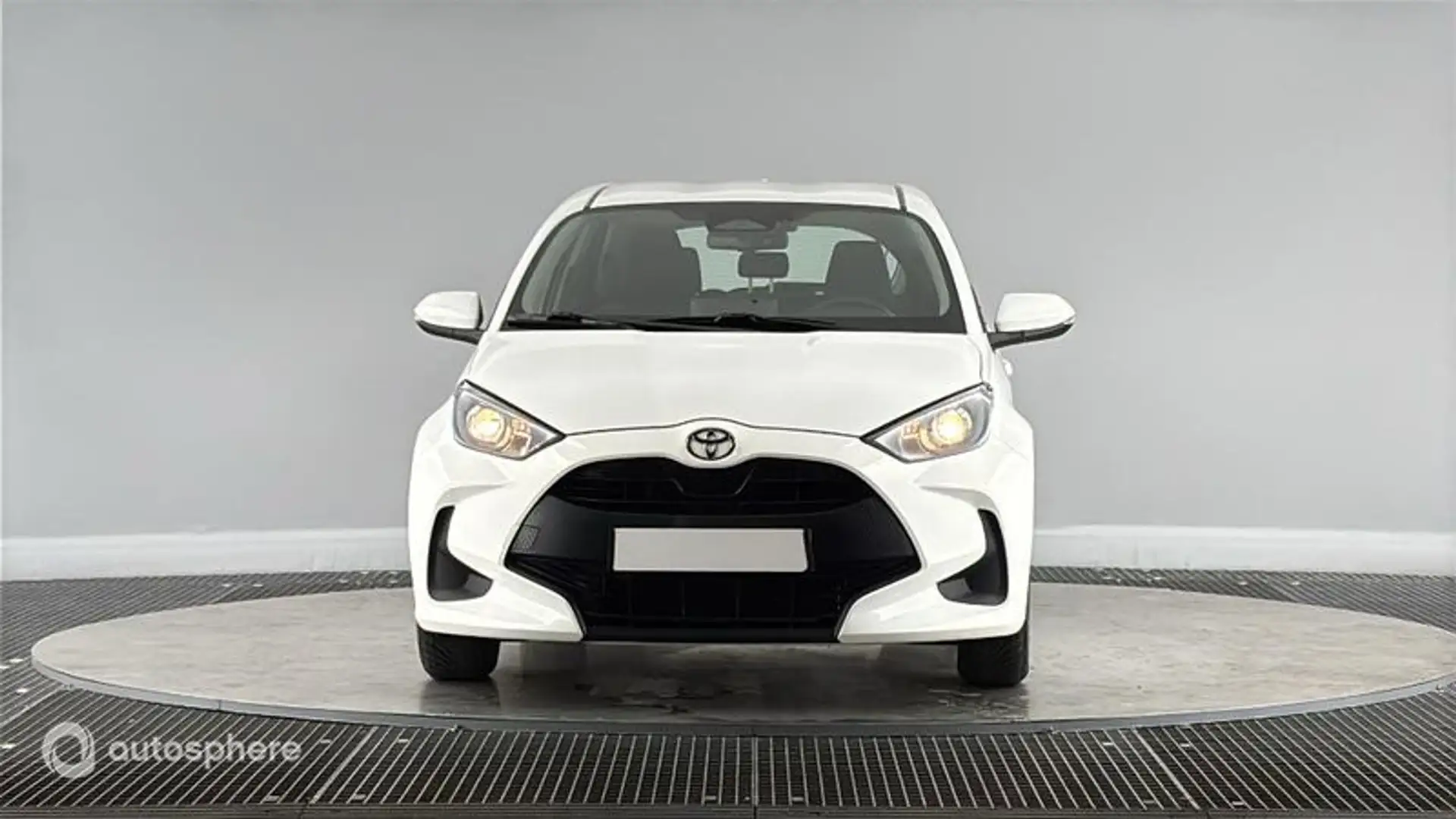 Toyota Yaris 116h Dynamic 5p MC24 - 2